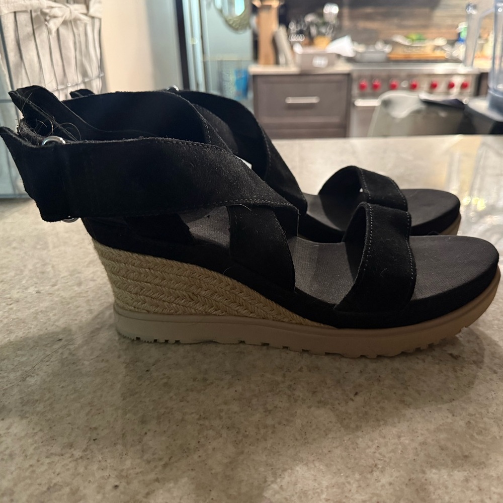 UGG Ileana Ankle Sandal- Black Wedge Sandals
